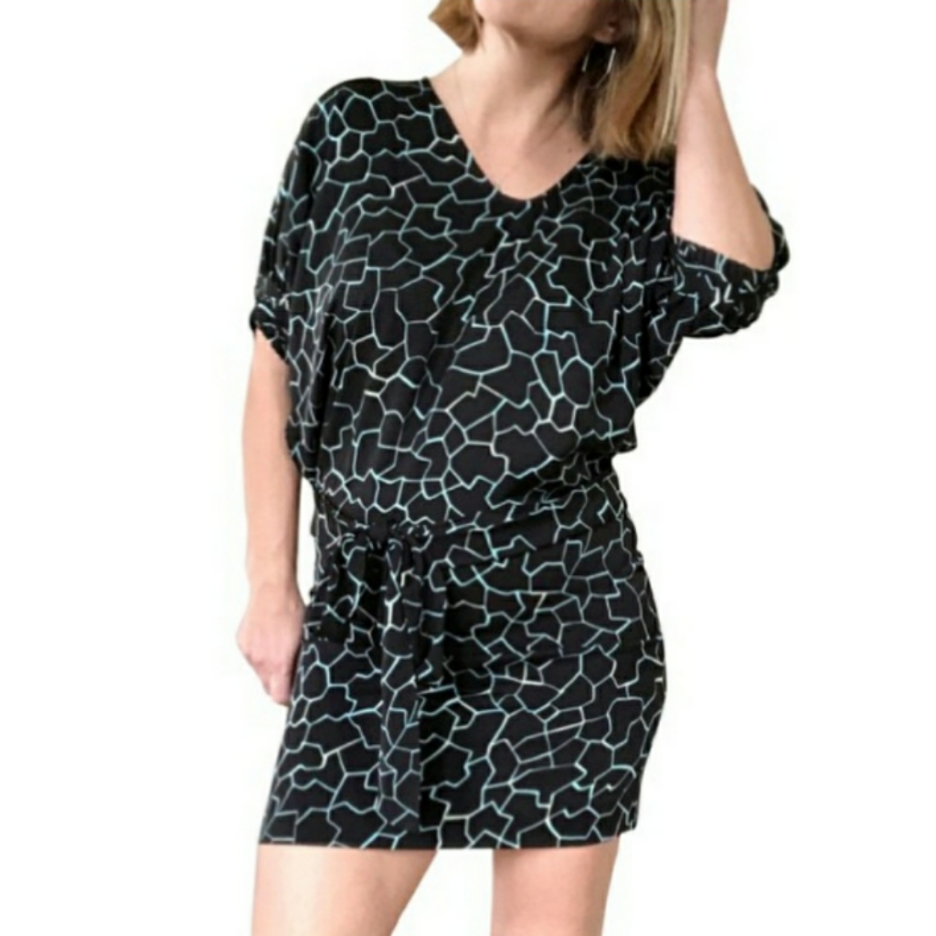 Diane Von Furstenberg Silk Dolman Sleeves Women’s Dress Ties At Waist Size 4